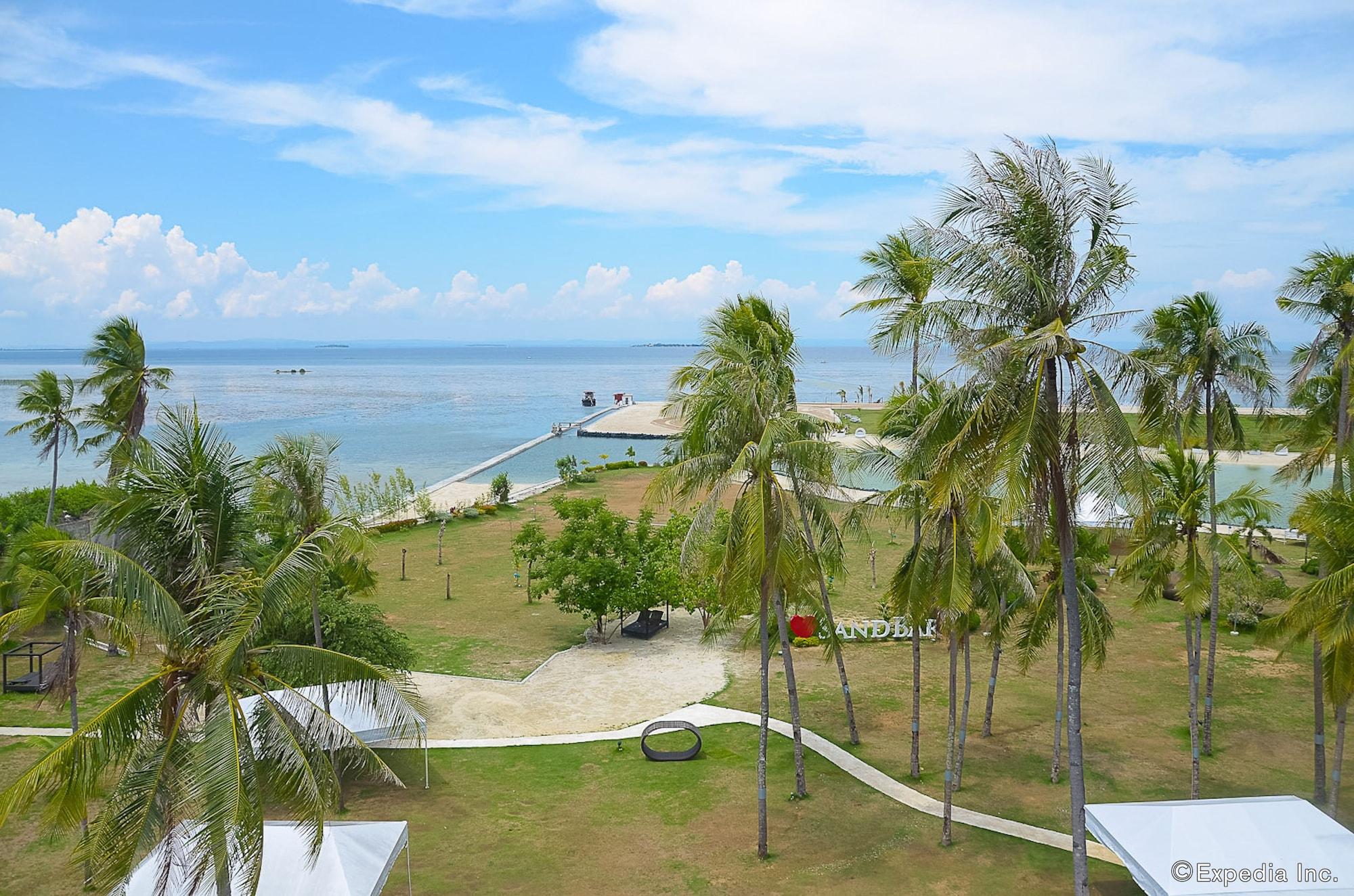 Solea Seaview Resort Isla de Mactán Exterior foto